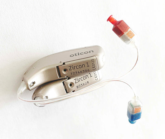 Used, Pair of Oticon Zircon 1 miniRITE R Beige Color + Charger
